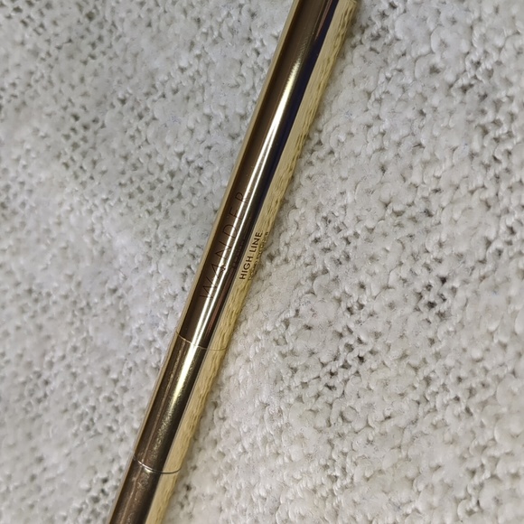 Wander Beauty High Line Liquid Eyeliner in Runway, 0.6ml/0.02fl oz - Picture 6 of 8